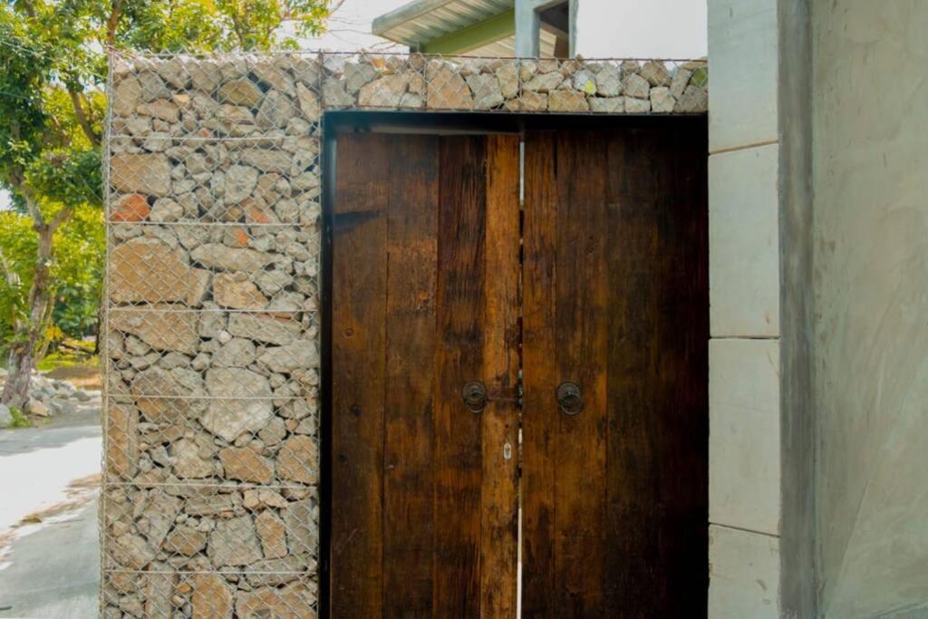 Villa Amalura I Yogyakarta Exteriör bild