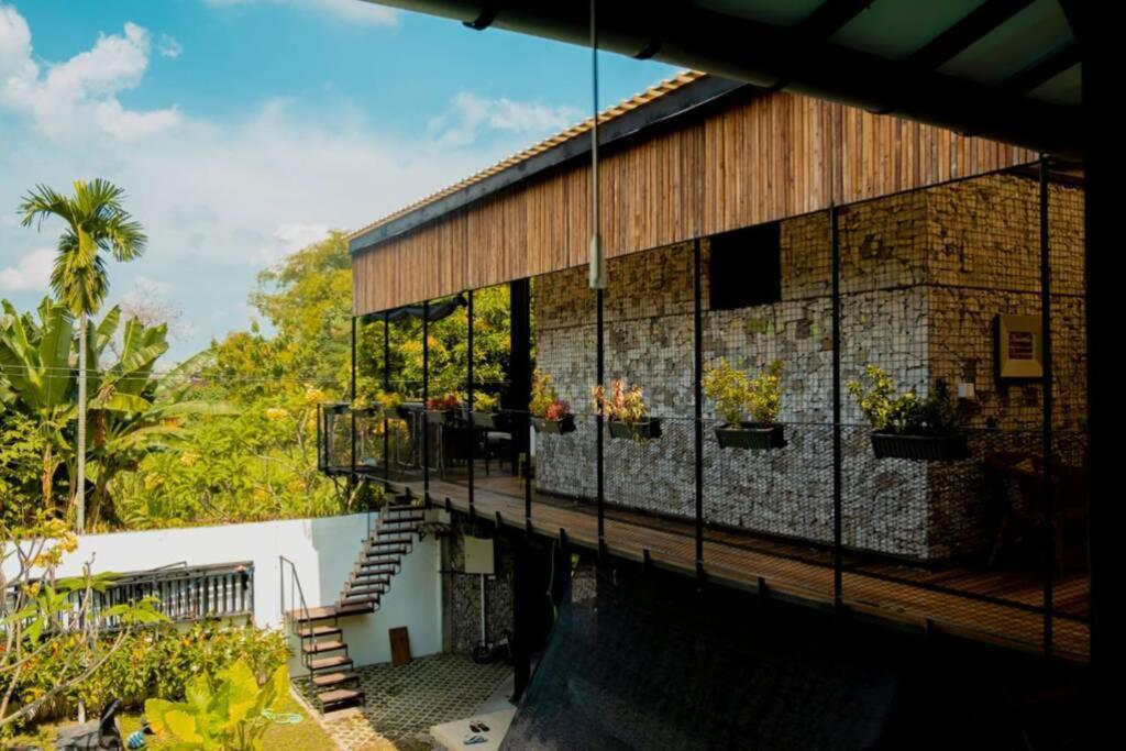 Villa Amalura I Yogyakarta Exteriör bild